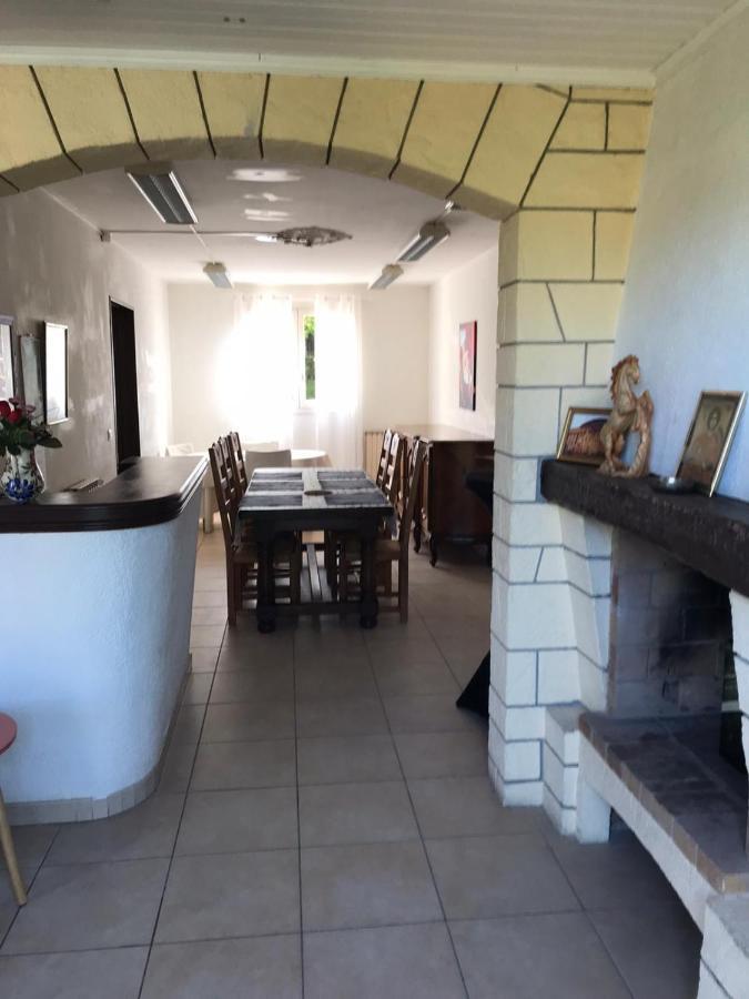 Bora Villa Безие Екстериор снимка