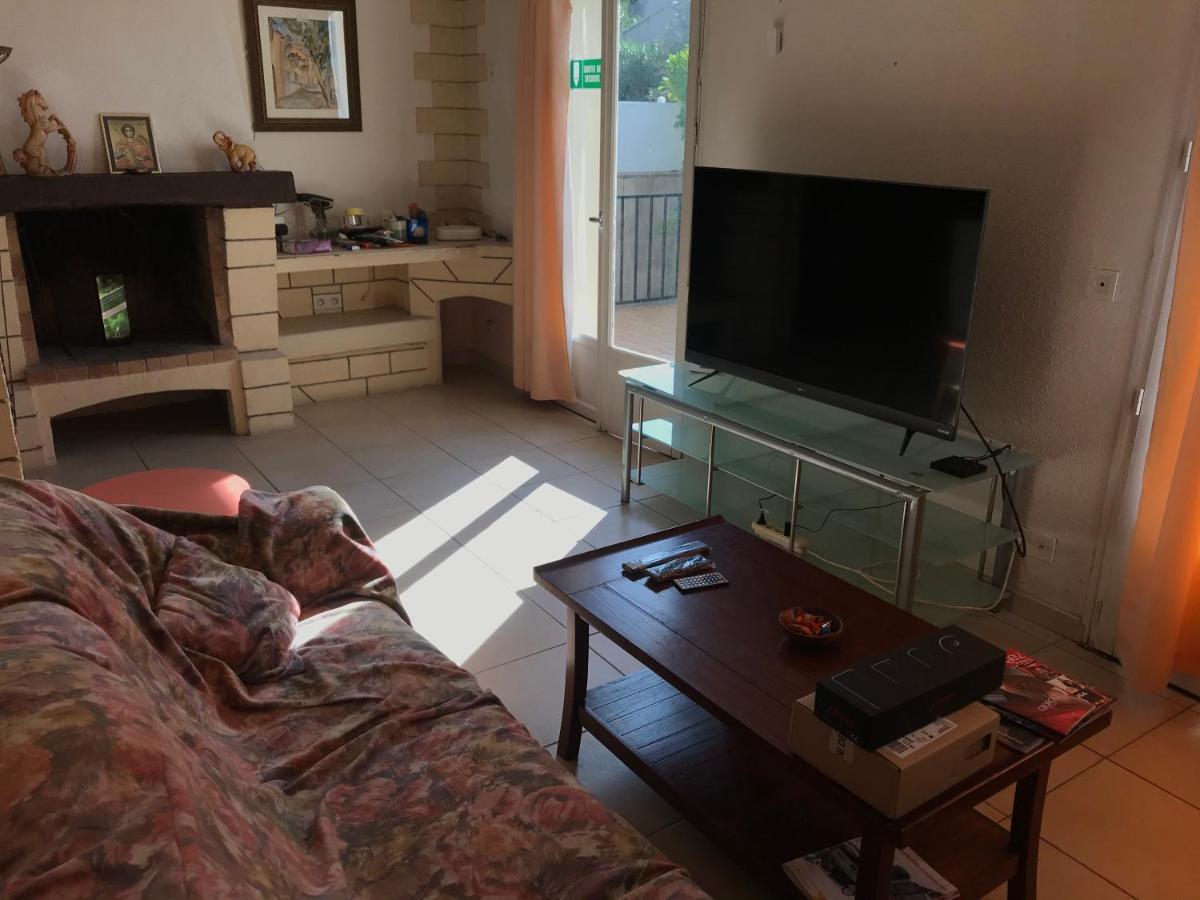 Bora Villa Безие Екстериор снимка